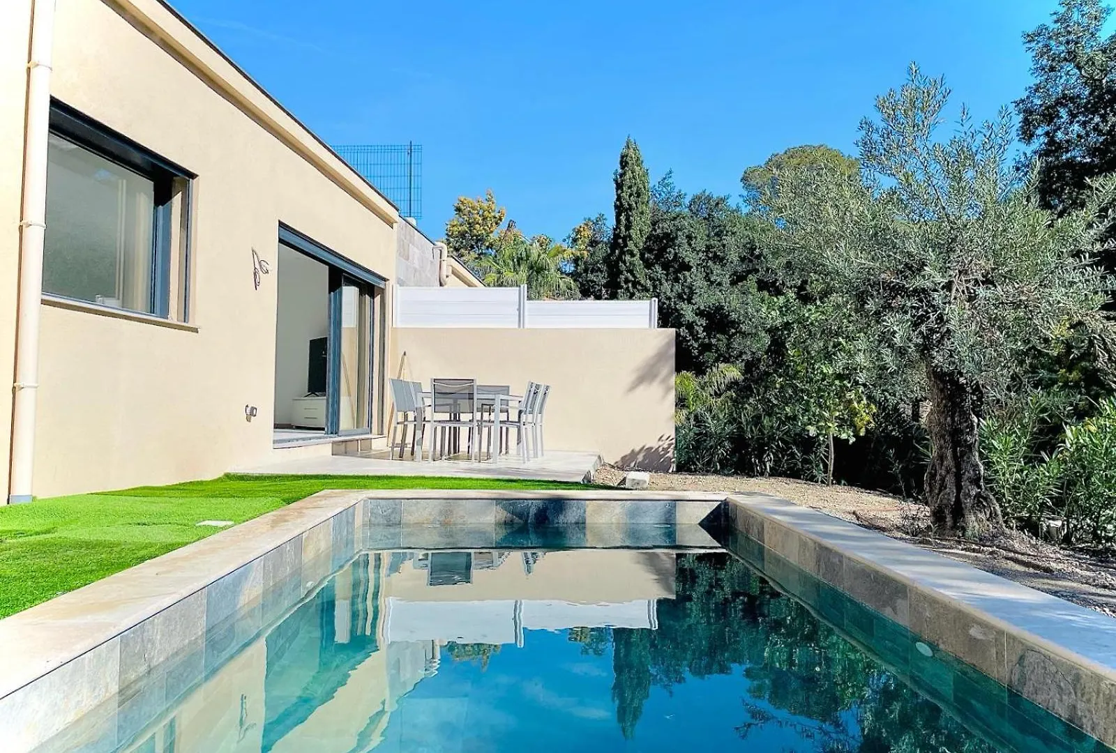 Villa Chene Calme Et Serenite Boulouris Secteur Residentiel Saint-Raphaël